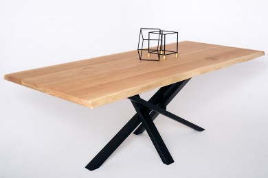 Stół drewniany Embiid