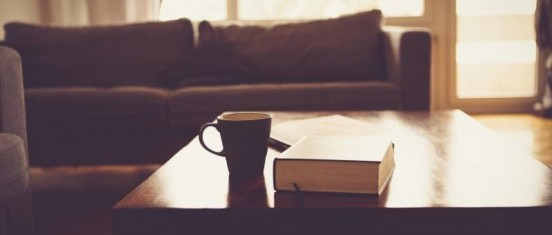 Wybieramy stół do jadalni i salonu – jaki będzie najlepszy?